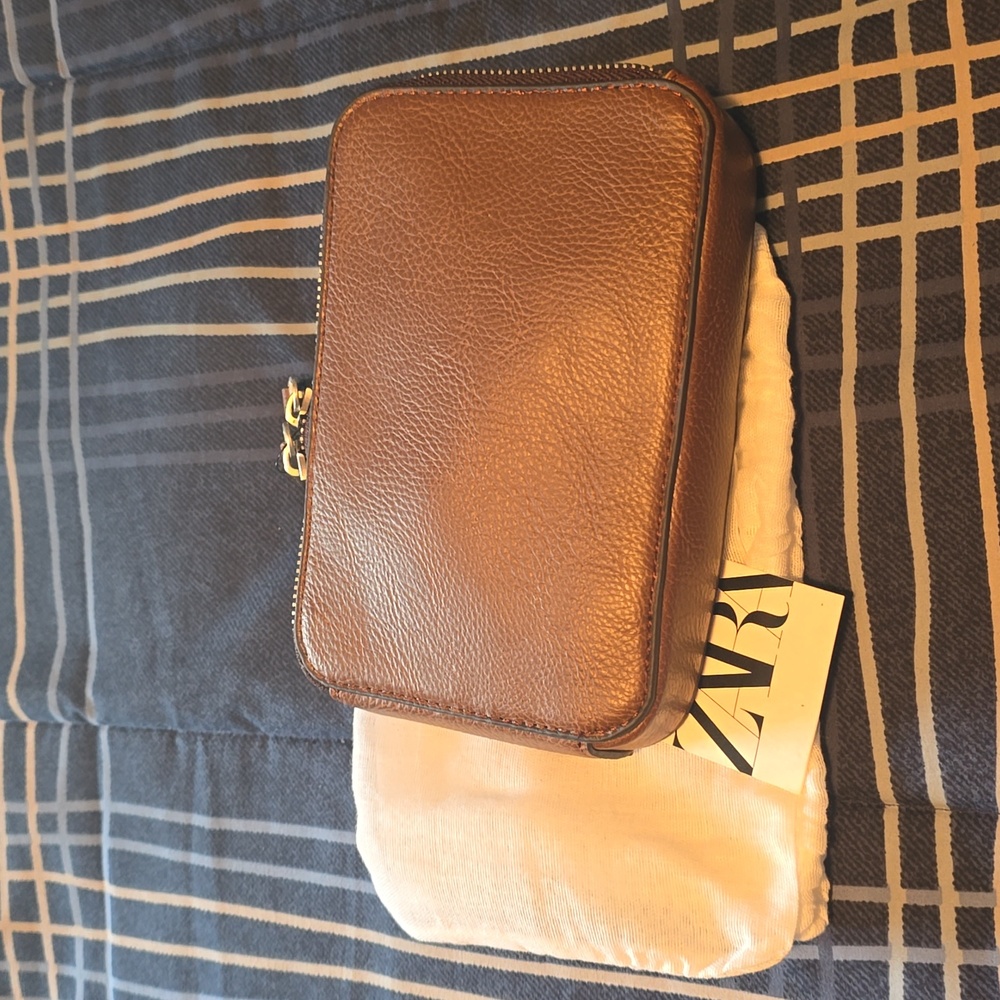 Zara Brown crossbody purse